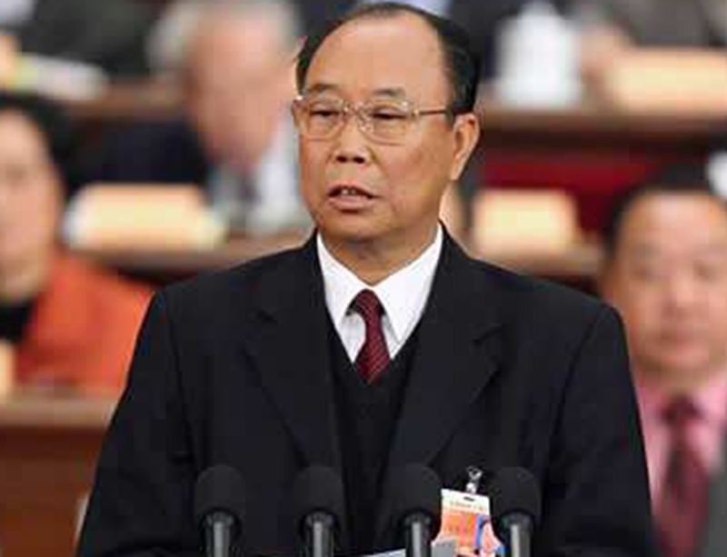 他是深圳市第六任市长，在任期间大力支持华为公司